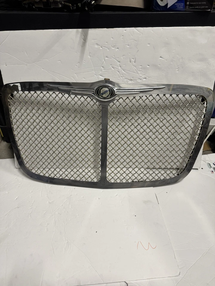 Rejilla de malla de doble tejido central OEM 05-10 Chrysler 300 300C Foto 2 de 4