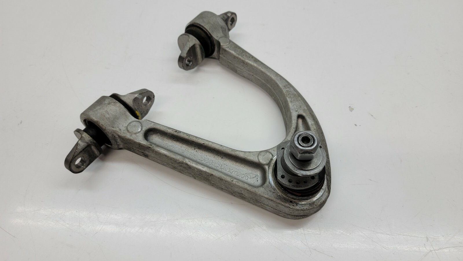 MCLAREN 650 S FRONT LEFT UPPER CONTROL ARM OEM 11B0367CP 11B0044CP