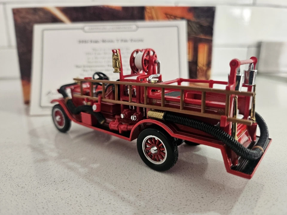 Matchbox Models of Yesteryear 1:43 1916 Ford Model T Fire Engine Truck YFE22-M - Image 4 of 4