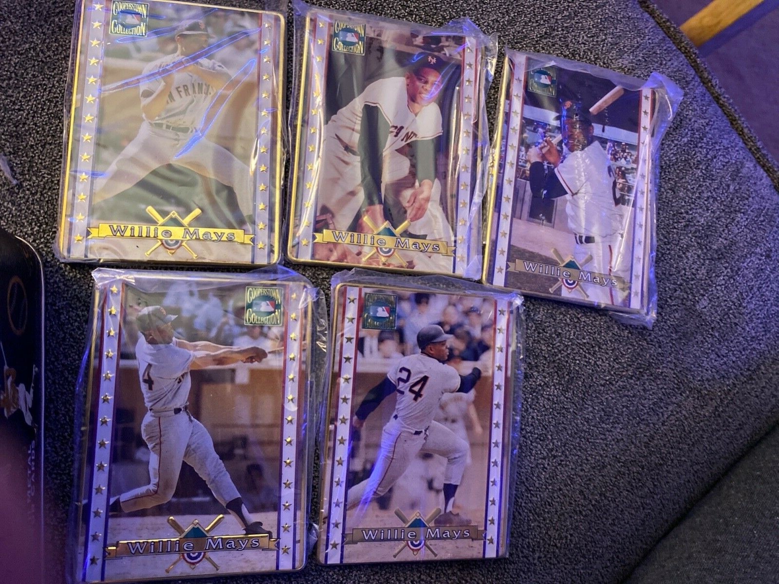 WILLIE MAYS 5 EMBOSSED METAL COLLECTOR CARDS DECORATIVE TIN METALLIC