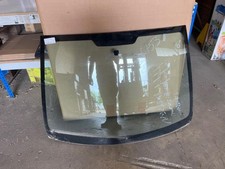 Pare-brise Peugeot 107