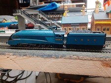 Hornby R.2779 Class A4 Falcon LNER Blue No 4484