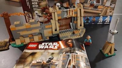 LEGO Star Wars: Battle on Takodana 75139 Factory Retired Set - Bild 1 von 4