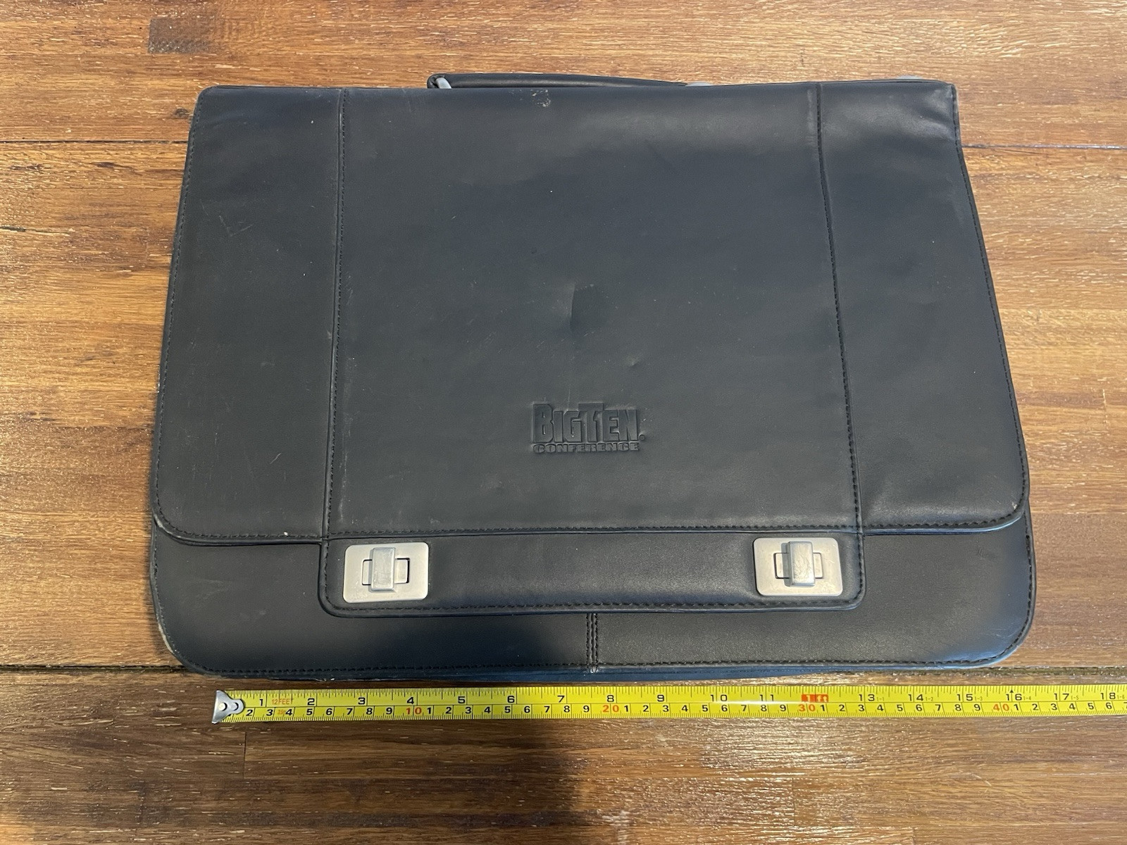 Big Ten Black Leather Folder Computer Travel Busi… - image 1