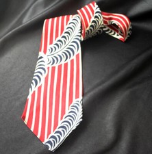 Vintage VAN HEUSEN Feathers Striped Rayon Tie 40s