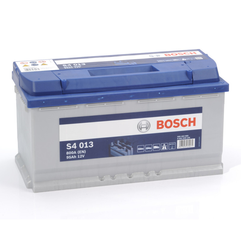 Batterie Bosch S4013 12V 95Ah 800A pour grands véhicules de tourisme