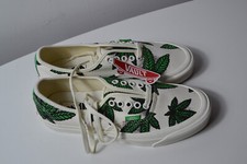 Sneakers van's, neuve, pointure 40, toile blanche et verte, décor feuilles