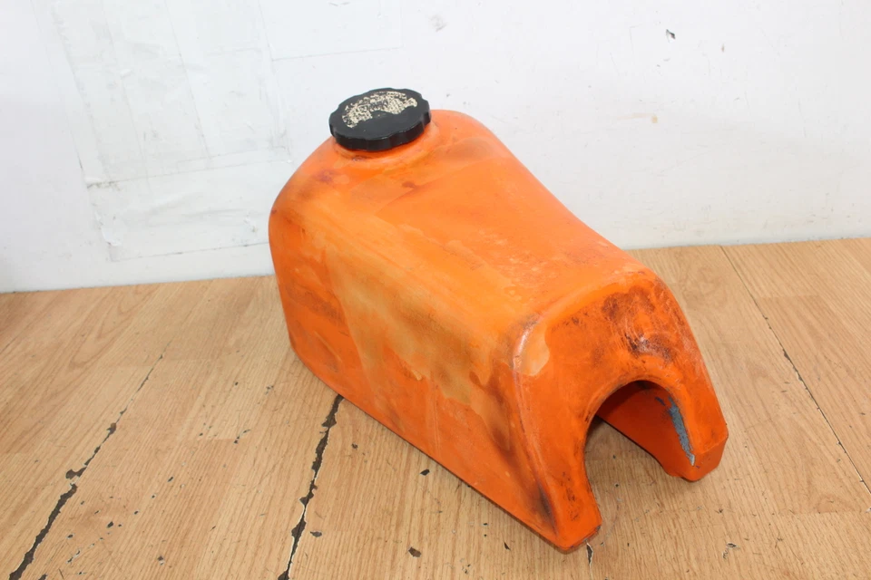 1978 Can-Am 250 MX4 Gas Tank - Image 3 of 4