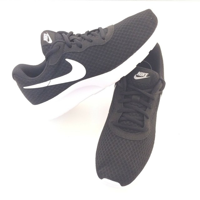 nike tanjun all black womens