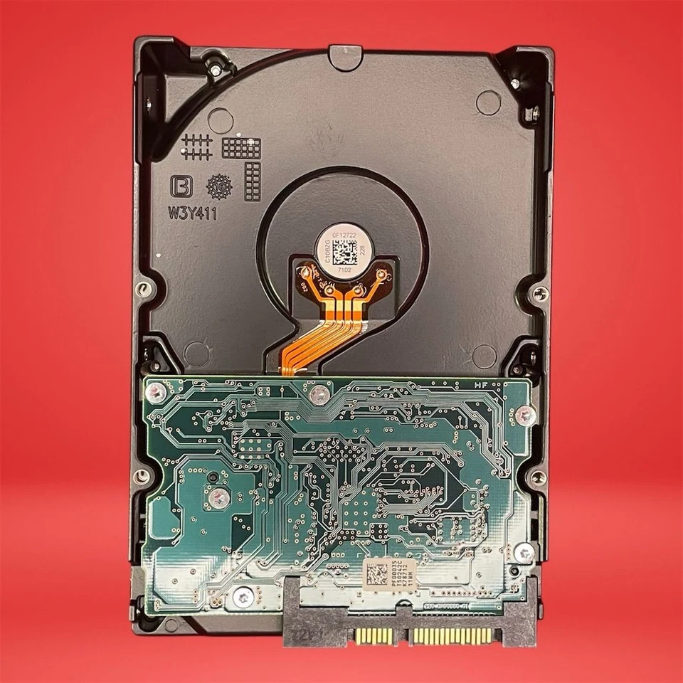 TOSHIBA HDWD130 SERIES 3TB 7200RPM 64MB SATA3 3.5" HDD HARD DRIVE DESKTOP - Image 2 of 4