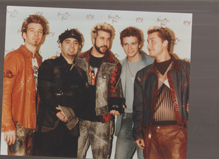 8X10 COLOR PHOTO OF 5 MAN POP GROUP ???