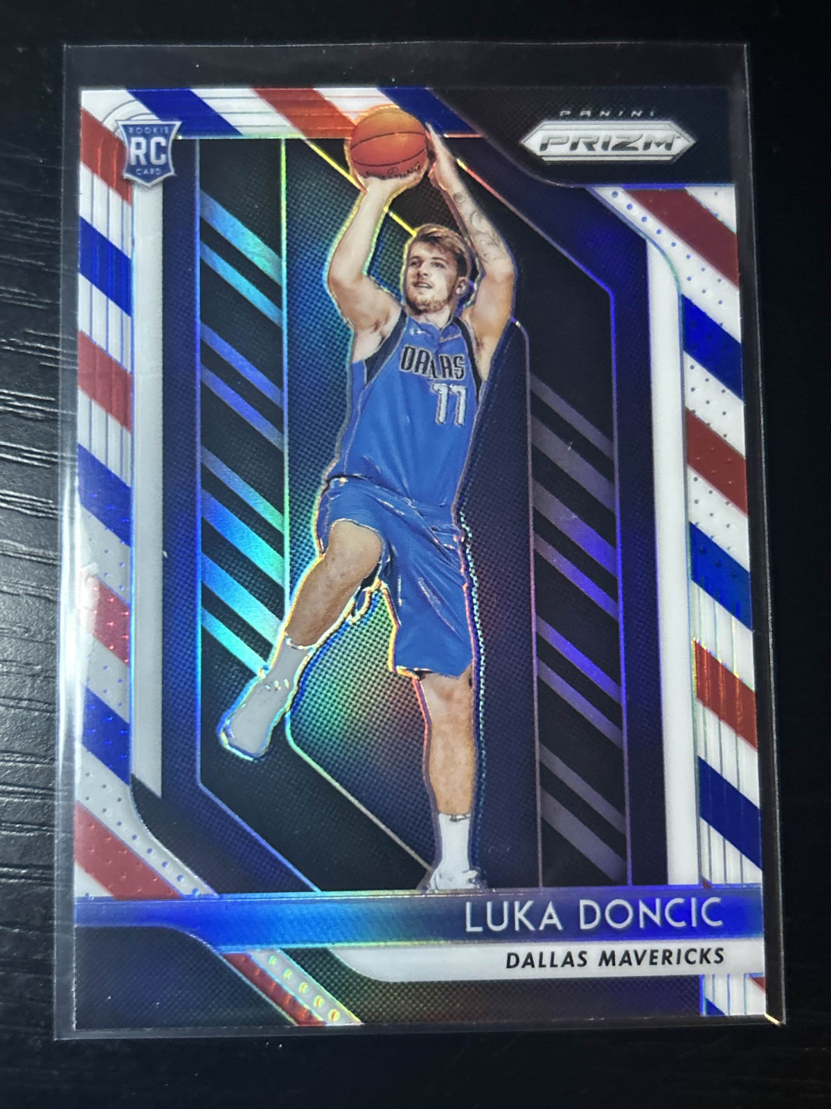Luka Doncic 2018 Prizm #280 Red White Blue Prizm SP Rookie RC Mavericks