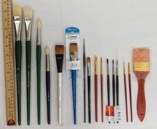 Mixed Lot Of Art Paint Brushes Various Sizes ...