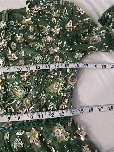 Nuevo con etiquetas Vestido Mac Duggal [4] 5533 Adornado Cuello Alto Manga Larga Línea A #S1504 - Imagen 4 de 13