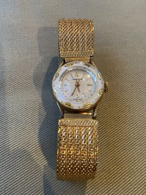 Vintage Manson Swiss Women display picture 3