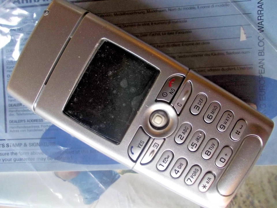 SONY  ERICSSON  T310  NUOVO   - Immagine 3 di 4