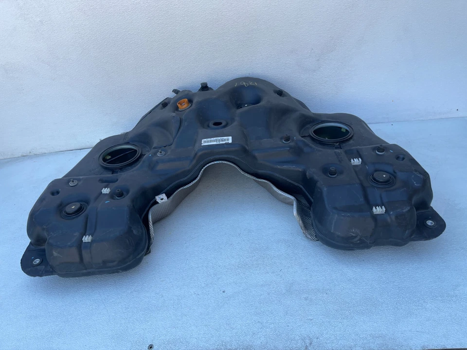 06-08 Conjunto depósito combustible gasolina Mercedes W164 ML550 ML350 1644710501 FABRICANTE DE EQUIPOS ORIGINALES Foto 2 de 4