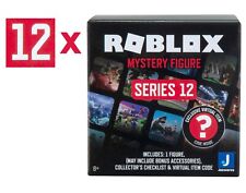 Roblox Series 1 Classics 12 figure pack - includes: builderman