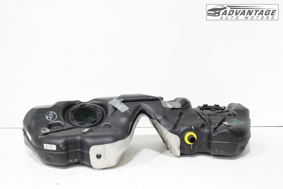 Chevrolet Camaro 2021-2024 3,6 L llenado de gasolina tanque depósito botella OEM Foto 3 de 4