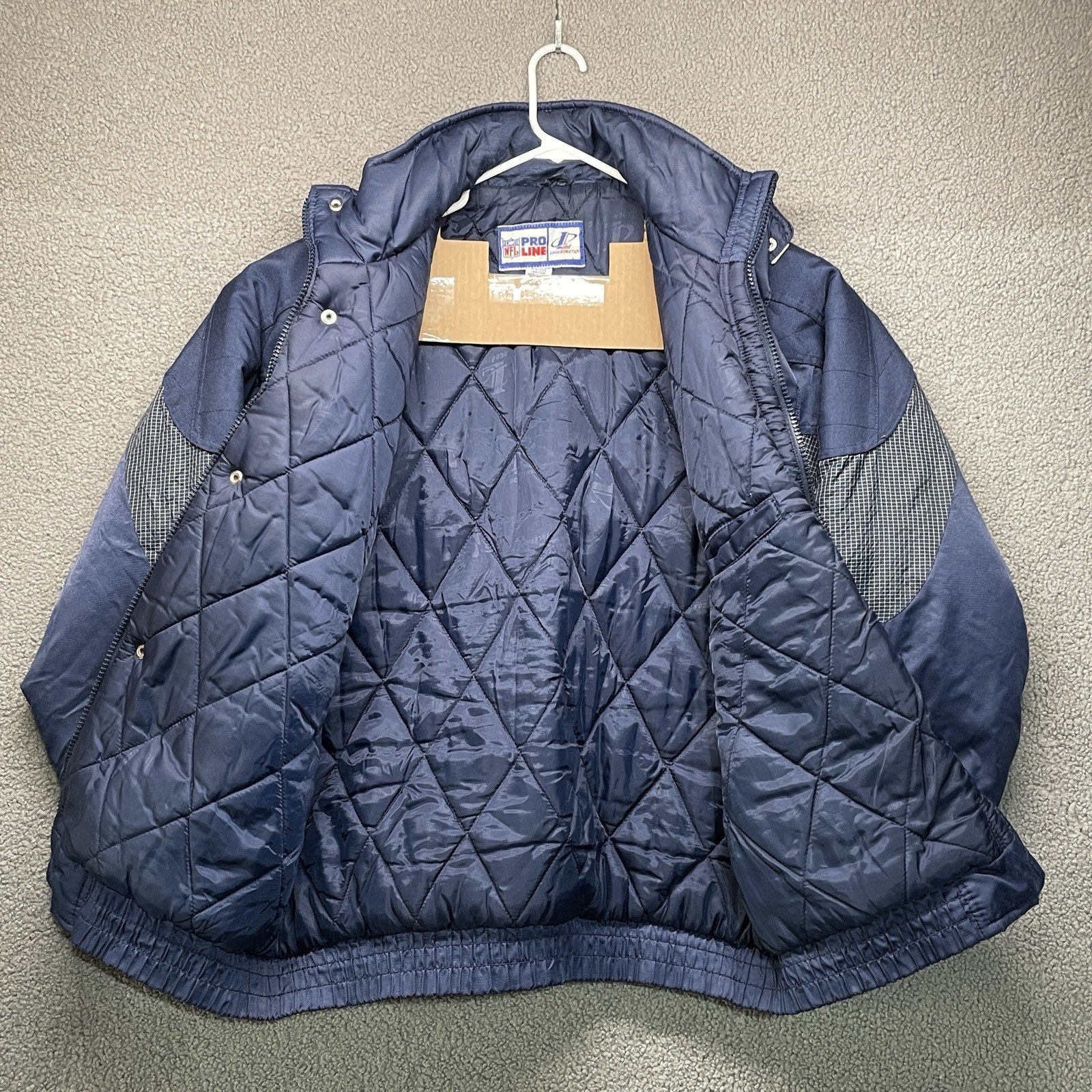 VTG 90's NFL Logo Athletic Pro Line Denver Broncos Jacket Embroidered Mens XL