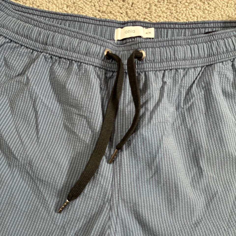 Bañador corto forrado Onia Blue Seersucker de nailon elástico para hombre talla M Foto 2 de 4