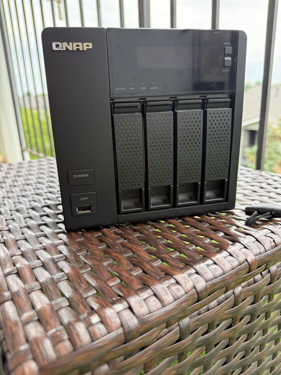 QNAP USB 3.0 USB Specification Network Attached Storage 4 Bays for