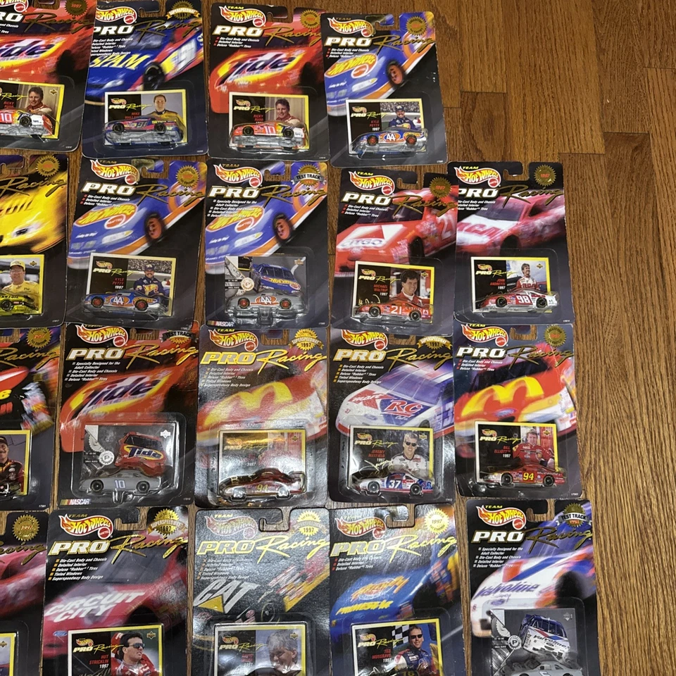 Hot Wheels Pro Racing 1997/1998 Lot Of 29 - Image 3 of 4