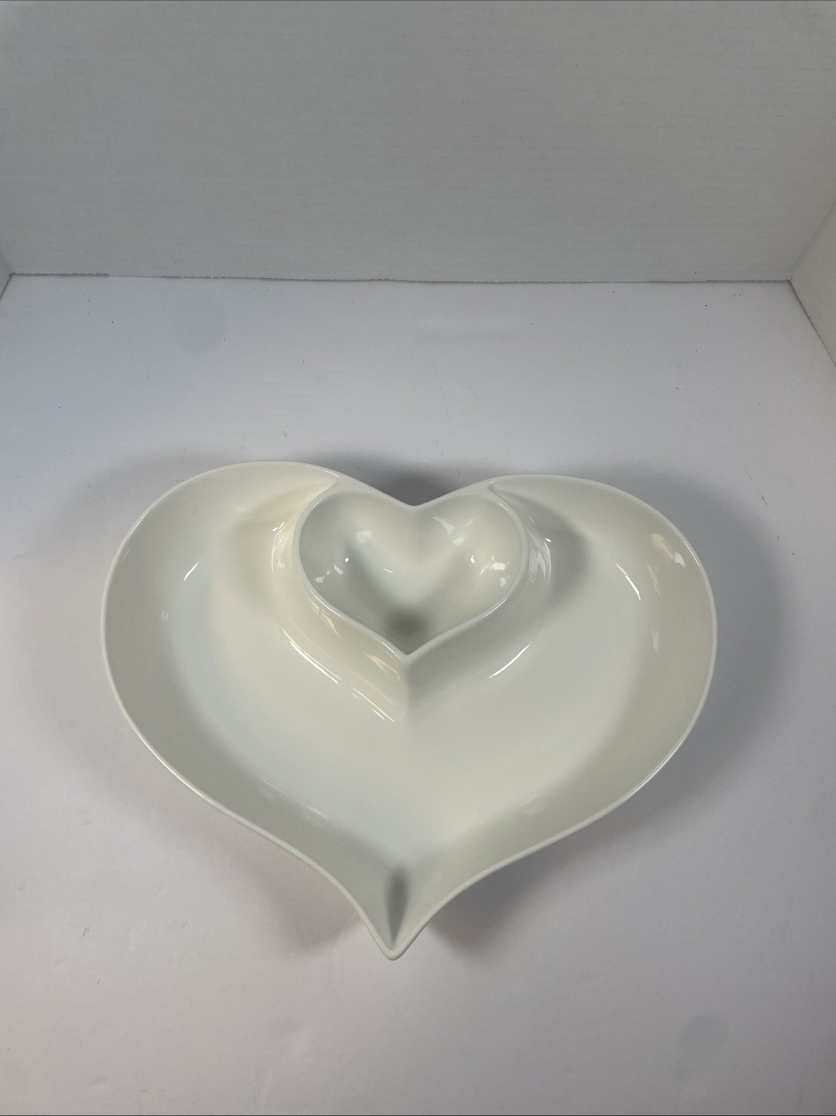 Bowl Chip & Dip Porcelain Heart 11.2” Appetizer / Relish Brandani