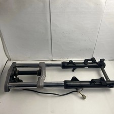 Moto Guzzi Breva 1100 Gabelholme Gabelbrücke Achse Forks fork leg G3471