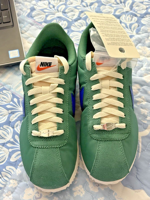 Nike Cortez Suede Tips/Back and Green Nylon Sides extra laces. Women s Regular 9