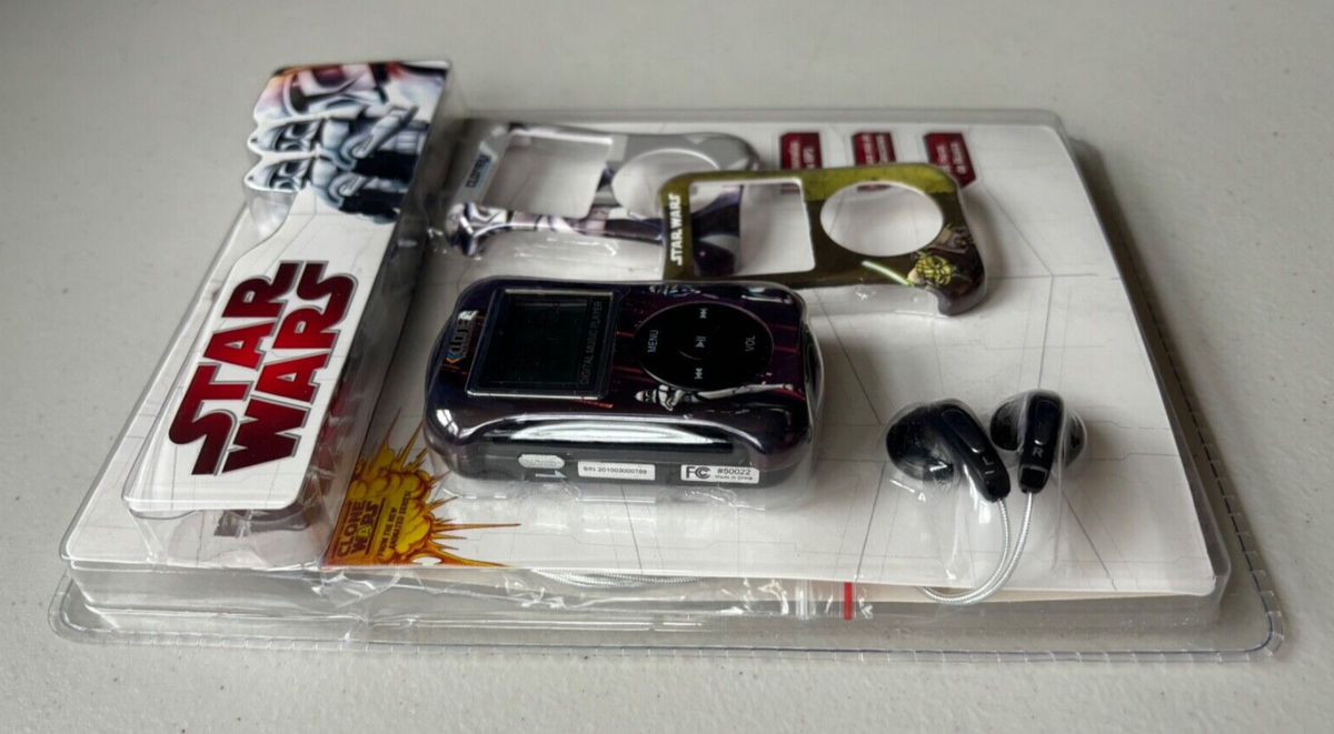 2010 Star Wars Clone Wars MP3 Player 2GB New & Sealed w/Headphones