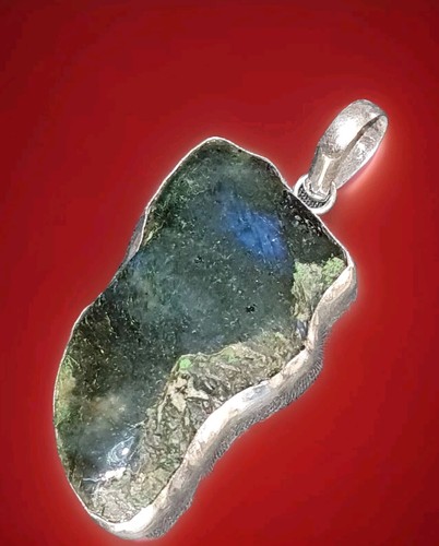Colgante de piedras preciosas de plata 925 de labradorita en bruto. Impresionante. Deformado (3857) - Imagen 9 de 19