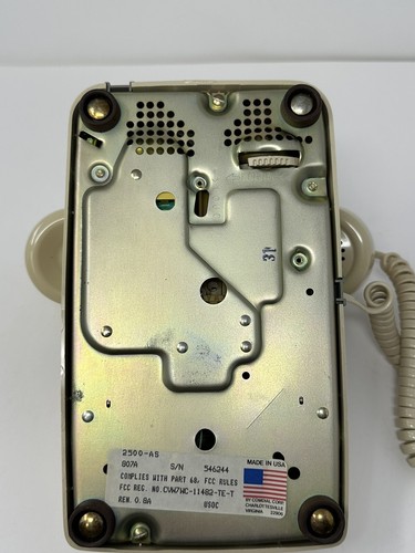Vintage Push Button Telephone Touchtone Comdial Phone Model 2500-AS Beige - Picture 14 of 17