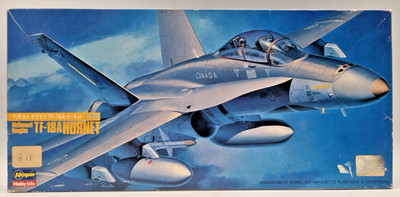 Hasegawa 811 TF-18A Hornet Plastikmodellflugzeug-Bausatz im Maßstab 1:72