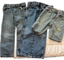 Boy 5/6 Shorts /Jeans 3 Piece- Lot Wrangler And Levi Nice