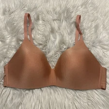 Knix Large Bra V Neck Wireless Back Closure Adjustable Strap