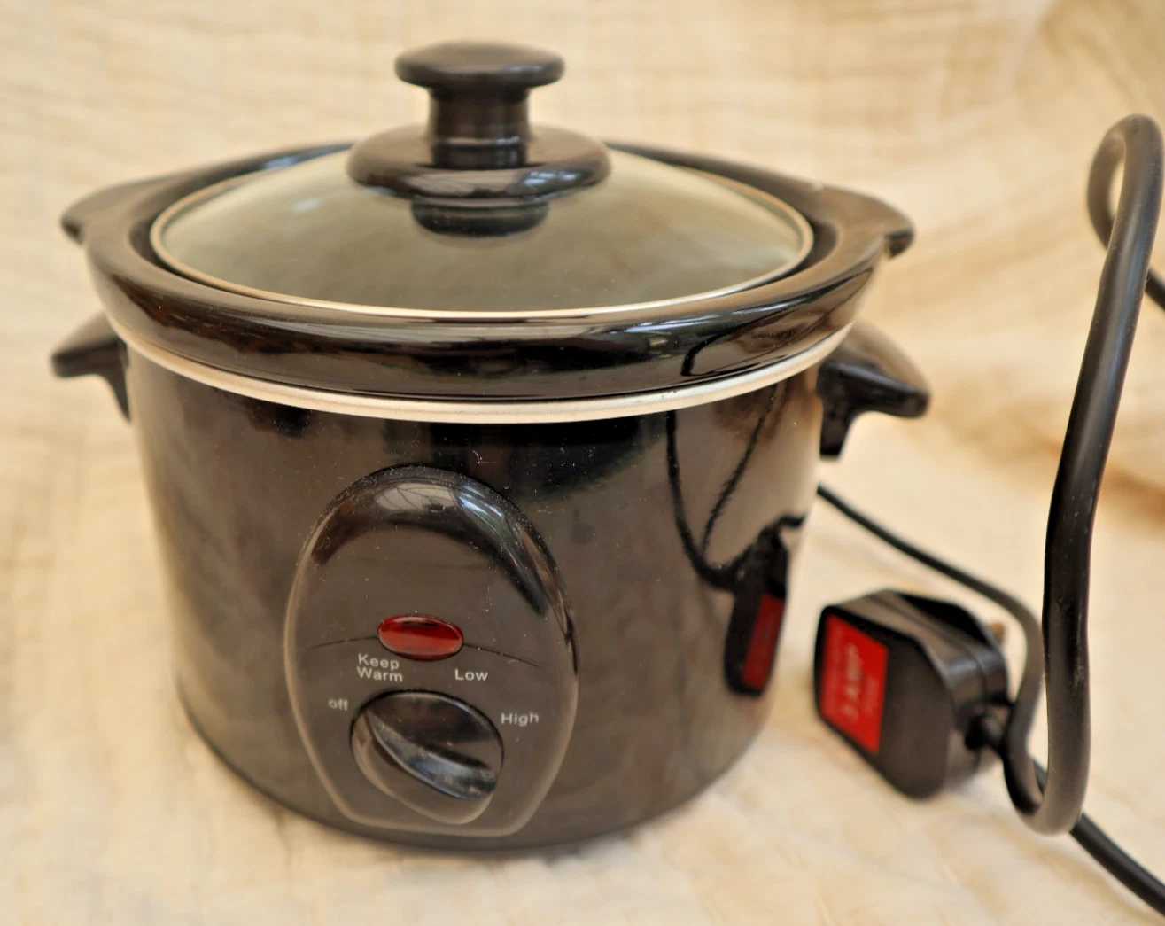 Hunter Worldwide HS1580 1.5 L Slow Cooker – Black, 100 W, Tested, Working