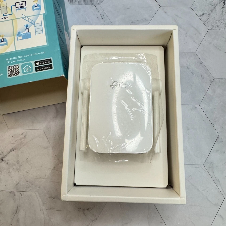 NIB TP-LINK AC1200 RE305 Wi-Fi Range Extender Dual Band White Easy Set Up - Image 3 of 4