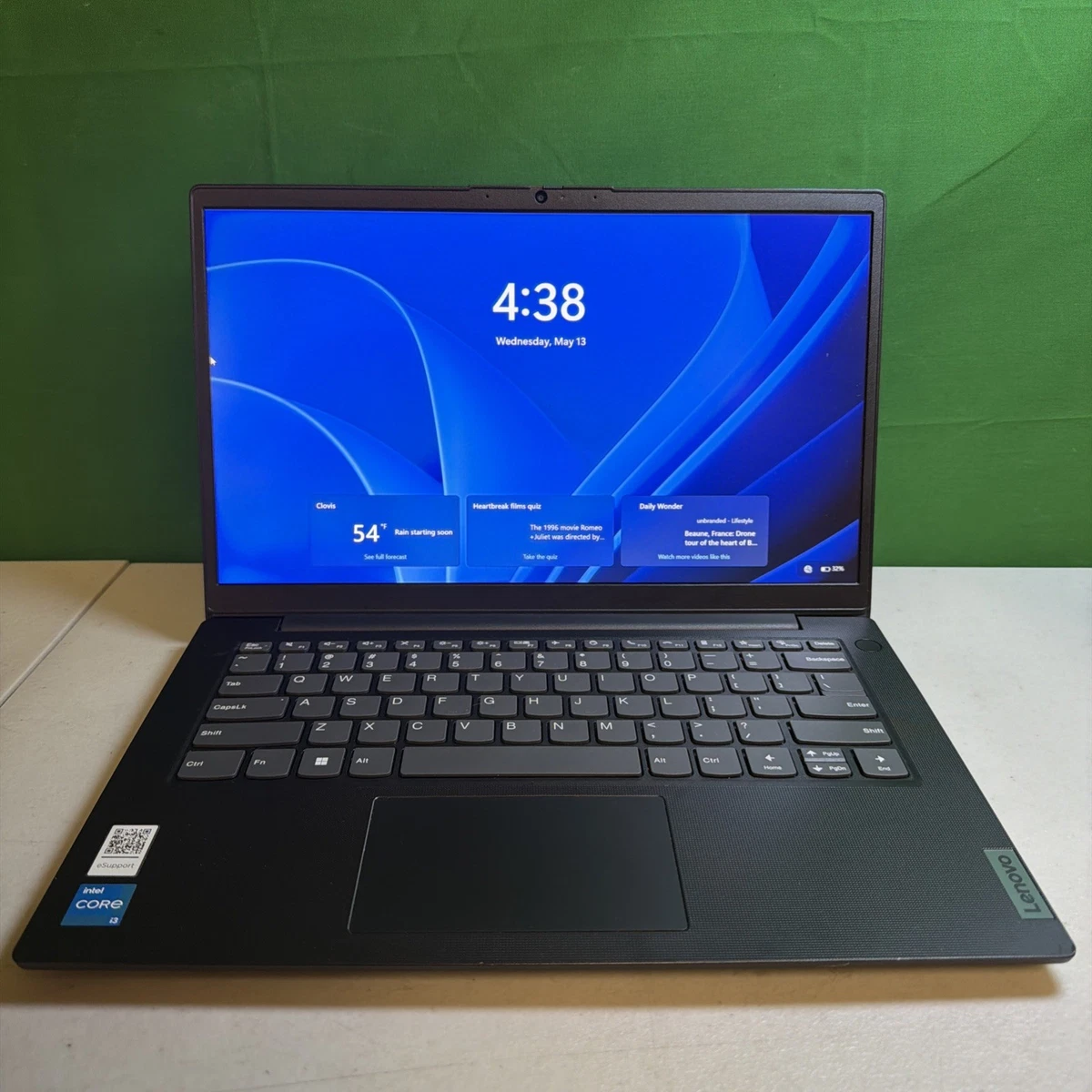 Preços baixos em Lenovo Windows 8 GB de RAM Processador de 1.00