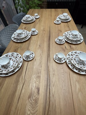 BONE CHINA DINNER SET 42 PIECES UK