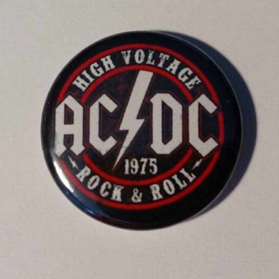1x AC/DC Button Hardrock Heavy Metal Highway to hell 666