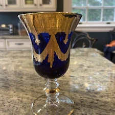 1 Interglass Cobalt and 24k gold water/wine goblet with damage