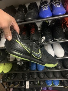 zoom phantom venom pro ic