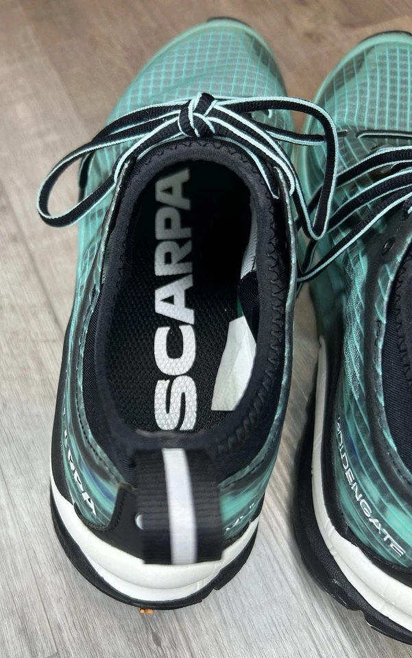 Zapatos de Trail Scarpa Golden Gate ATR 7.5 Aruba Azul Negro Ligeros Foto 4 de 4