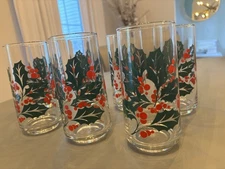 Vintage CRISA HOLLY & BERRIES  TUMBLER HIGHBALL GLASS SET OF 7 CHRISTMAS 1970s