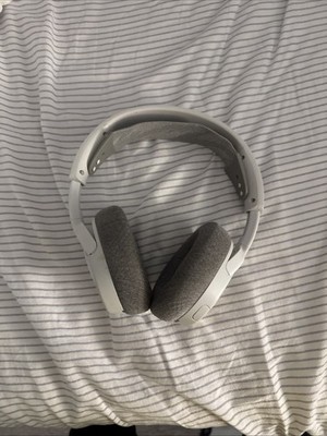 Steel Series Arctis Nova 1P - White (Doesn t Come With Cord)