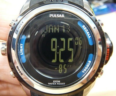 PULSAR W880-X001 WR 100M Altimeter Thermometer Barometer Alarm