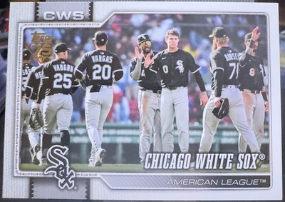 2026 Topps Series 2  #661 Chicago White Sox Golden Mirror SSP (Team Card)