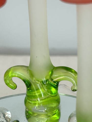 Art Glass 3 Red & White Glass Mushroom Sculpture On A Mirror Base - Picture 6 of 13