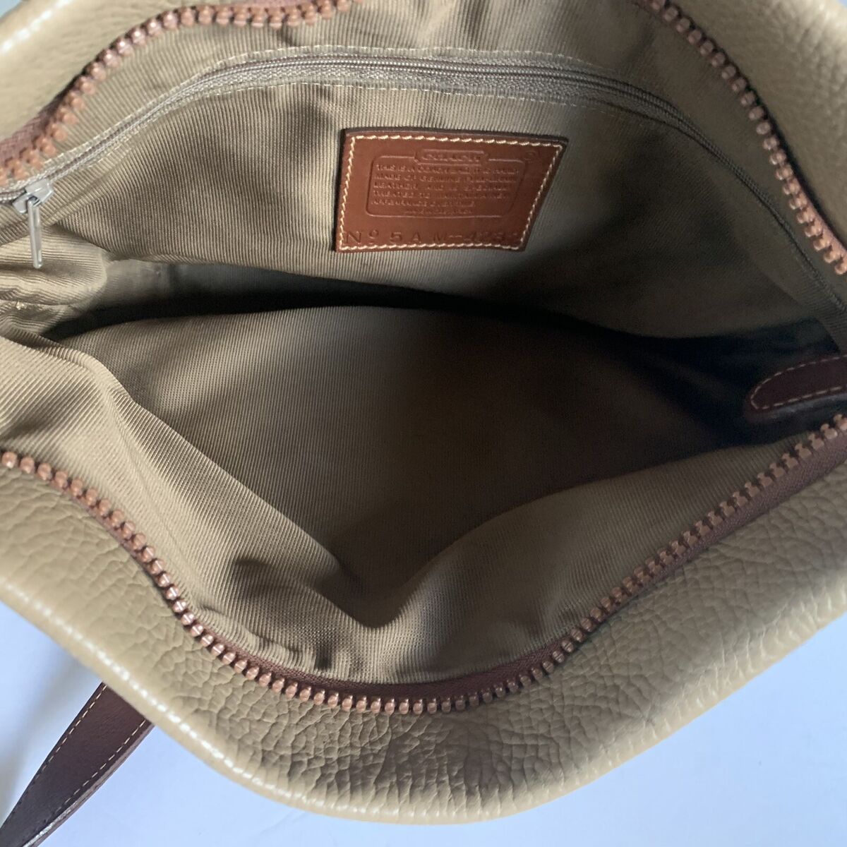 Vintage Coach Sheridan Sheffield Bucket Crossbody Taupe Vintage Coach Sheridan Sheffield Bucket Crossbody Taupe